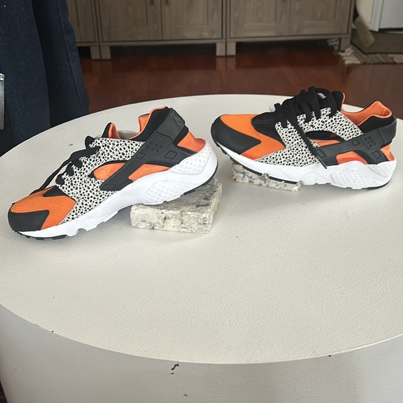 Nike Air Huarache Run Safari (GS) - Picture 3 of 7